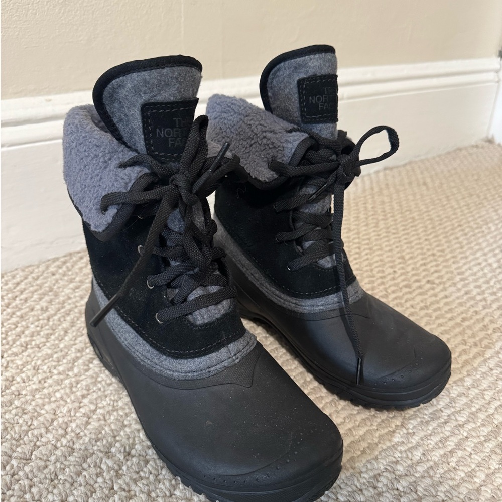 The North Face Shellista ll roll down boots